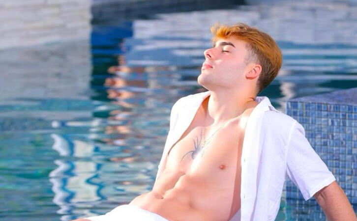 Caio lançou a sua marca de Body Splash: Splendido Fragance